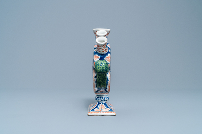 A Dutch Delft cashmere palette tulip vase, 1st quarter 18th C.