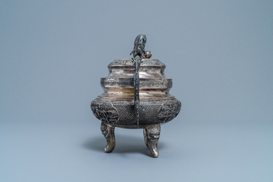 A Chinese silver censer and cover, 19/20th C.