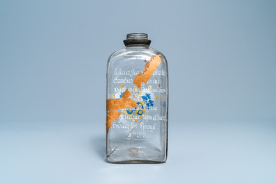 Une bouteille de marriage armori&eacute;e et dat&eacute;e 1723 en verre, Flandres ou Pays-Bas