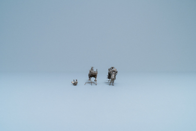 Een collectie Chinese zilveren miniaturen, 19e eeuw