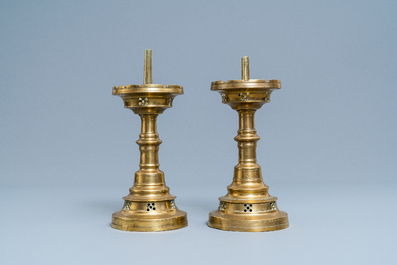A pair of Flemish or Dutch bronze candlesticks, 15/16th C.
