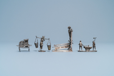 Een collectie Chinese zilveren miniaturen, 19e eeuw