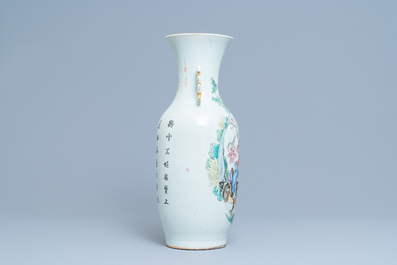 Un vase en porcelaine de Chine famille rose &agrave; d&eacute;cor de Zhang Guolao, 19/20&egrave;me