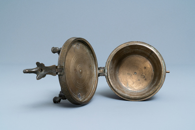 A bronze nest of weights, Nuremberg, Germany, early 17th C.