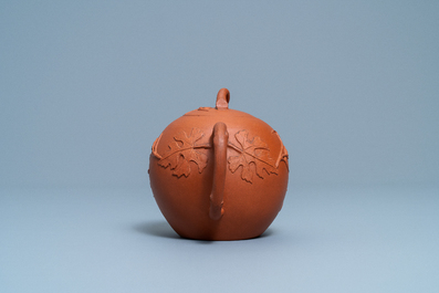 A Chinese Yixing stoneware teapot and cover, Kangxi