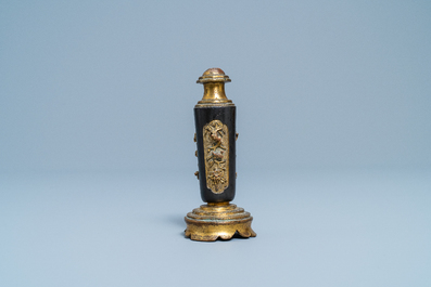 Un porte-encens en bronze laqu&eacute; et dor&eacute;, Ming