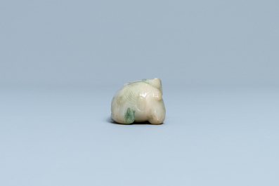 A Chinese jadeite model of a dog, 19/20th C.