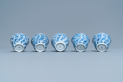 Een collectie blauw-wit Chinees porselein, Kangxi