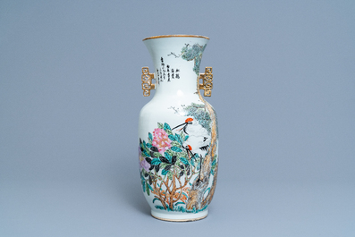 A Chinese qianjiang cai vase with a fine landscape, 19/20th C.