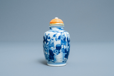 A Chinese blue and white snuff bottle, Chenghua mark, Yongzheng