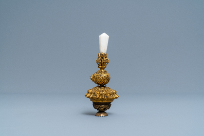 A Chinese agate and crystal-embellished gilt bronze Mandarin hat finial, 18th C.