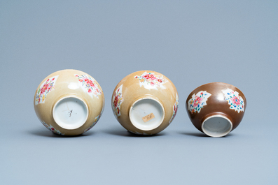 Four Chinese famille rose capucin brown-ground bowls, Qianlong