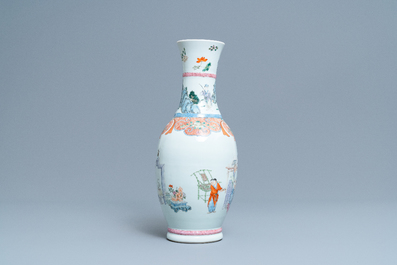 Un vase en porcelaine de Chine famille rose &agrave; d&eacute;cor d'une sc&egrave;ne de tatouage du 'Jing Zhang Bao Guo', marque de Qianlong, 19/20&egrave;me