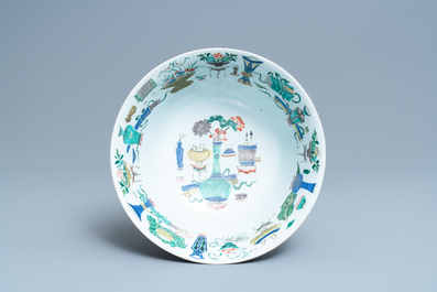 A large Chinese famille verte 'antiquities' bowl, Kangxi