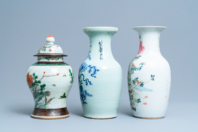 Three Chinese vases in qianjiang cai, celadon-ground and Nanking crackle-glazed porcelain, 19/20th C.