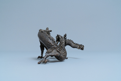 Un mod&egrave;le d'un dragon en bronze, Japon, Meiji, 19&egrave;me
