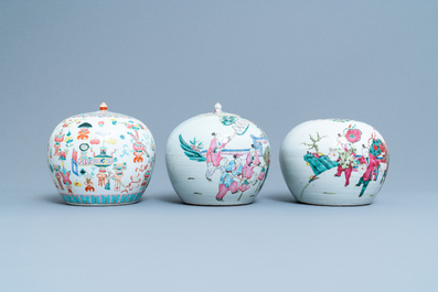 Three Chinese famille rose jars, 19th C.