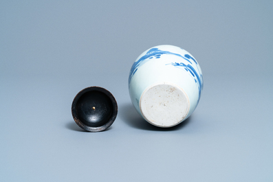 Een Chinese blauw-witte pot met landschapsdecor, Transitie periode