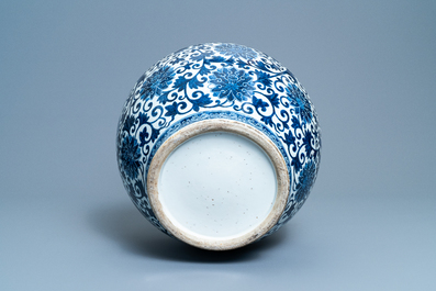 A Chinese blue and white 'hu' vase with lotus scrolls, 19th C.