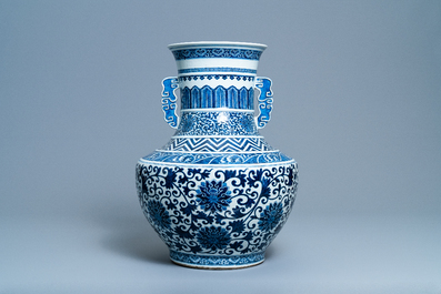 A Chinese blue and white 'hu' vase with lotus scrolls, 19th C.