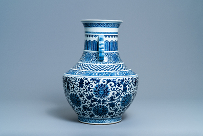 A Chinese blue and white 'hu' vase with lotus scrolls, 19th C.