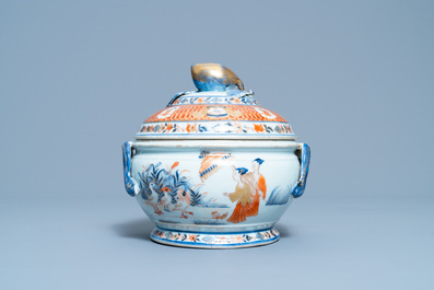 A Chinese Imari-style tureen and cover after Cornelis Pronk: 'Dames au parasol', Qianlong