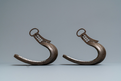 A pair of Japanese 'abumi' stirrups with 'raden' inlay of mother-of-pearl, Edo, 18th C.