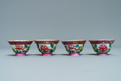 Dix bols et deux soucoupes en porcelaine de Chine famille rose pour le march&eacute; Straits ou Peranakan, 19&egrave;me
