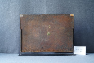 Une paire de plaques de forme rectangulaire en &eacute;maux cloisonn&eacute;s, Chine, Qianlong/Jiaqing