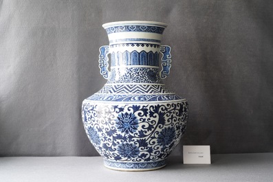 A Chinese blue and white 'hu' vase with lotus scrolls, 19th C.