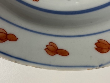 Une assiette en porcelaine de Chine wucai de type ko-sometsuke, &eacute;poque Transition
