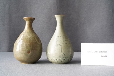Deux vases en porcelaine c&eacute;ladon de Cor&eacute;e, probablement Goryeo/Joseon, 14/15&egrave;me
