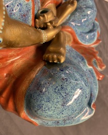 Drie polychrome en vergulde figuren van Bodhisattva, Qianlong/Jiaqing