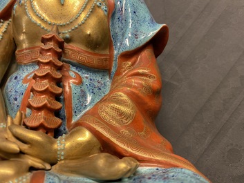 Drie polychrome en vergulde figuren van Bodhisattva, Qianlong/Jiaqing