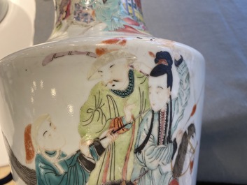A pair of Chinese famille rose Yongzheng-style vases, 19/20th C.