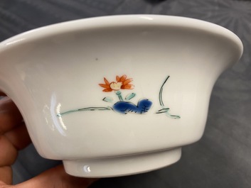 Une paire de bols en porcelaine Kakiemon, Japon, Edo, 17/18&egrave;me