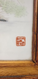 Een grote Chinese rechthoekige plaquette met eenden bij het riet, zegelmerk, Republiek
