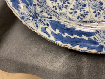 A Chinese blue and white dish with floral design, Kangxi