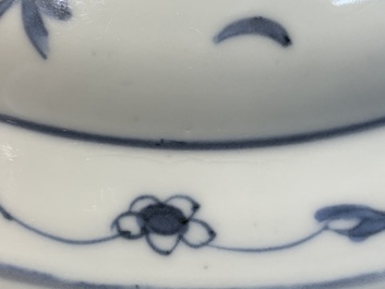 A Chinese blue and white plate with squirrels and a frog, Wanli