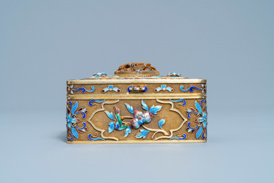 A Chinese enamelled silver-gilt rectangular box and cover, 20th C.