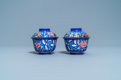 A pair of Vietnamese Phap Lam Hue enamel covered bowls on stands, 18/19th C.