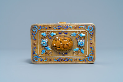 A Chinese enamelled silver-gilt rectangular box and cover, 20th C.