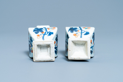 A pair of Chinese 'Pronk studio' vases, Qianlong