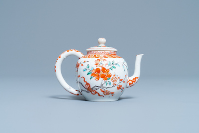 A Japanese Arita teapot and cover, Edo, 18th C.