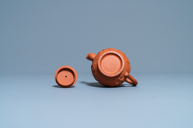 A Chinese Yixing stoneware teapot and cover, Kangxi