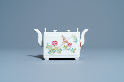 A rare Chinese rectangular qianjiang cai double teapot with covers, 19/20th C.