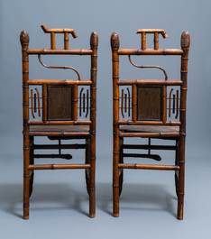 Drie 'Japonisme' stoelen en een bank in bamboe, wellicht Da&iuml; Nippon, Parijs, eind 19e eeuw