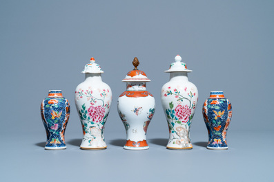 Een collectie divers Chinees porselein, Kangxi/Qianlong