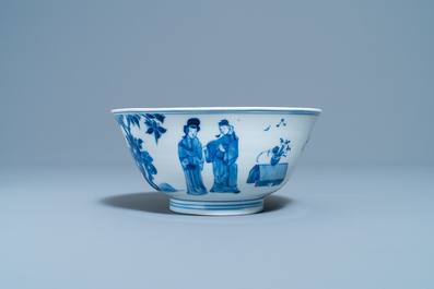 Un bol en porcelaine de Chine en bleu et blanc &agrave; d&eacute;cor de longues dames, marque 'Qi Zhen Ru yu', Kangxi
