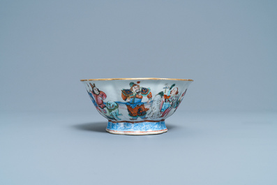 A lobed Chinese famille rose bowl, Tongzhi mark and of the period
